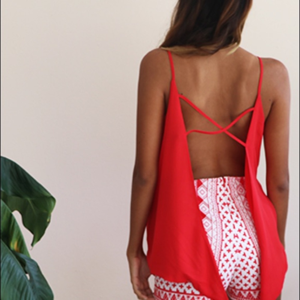 Red Backless Top - Picture 3 of 4